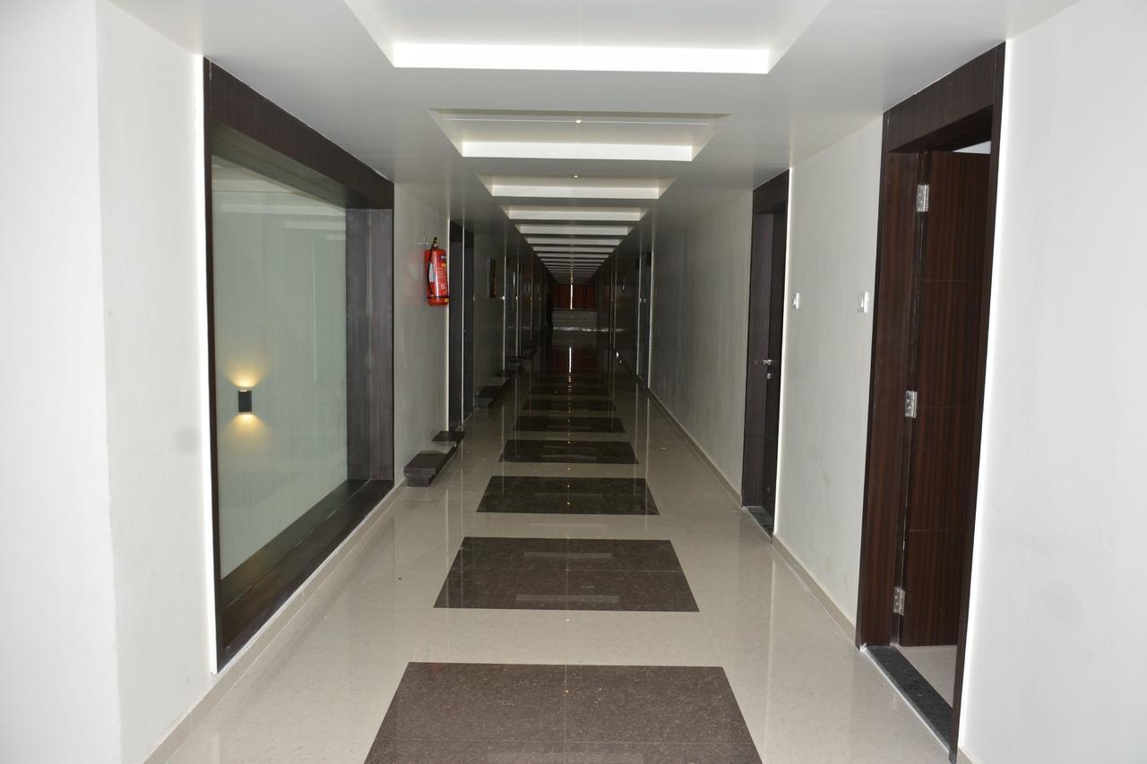 Hotel Darshan Rājula Екстериор снимка