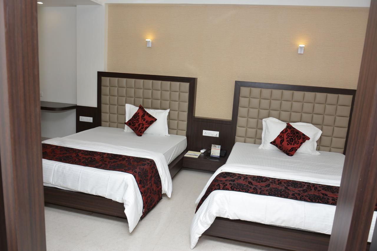 Hotel Darshan Rājula Екстериор снимка